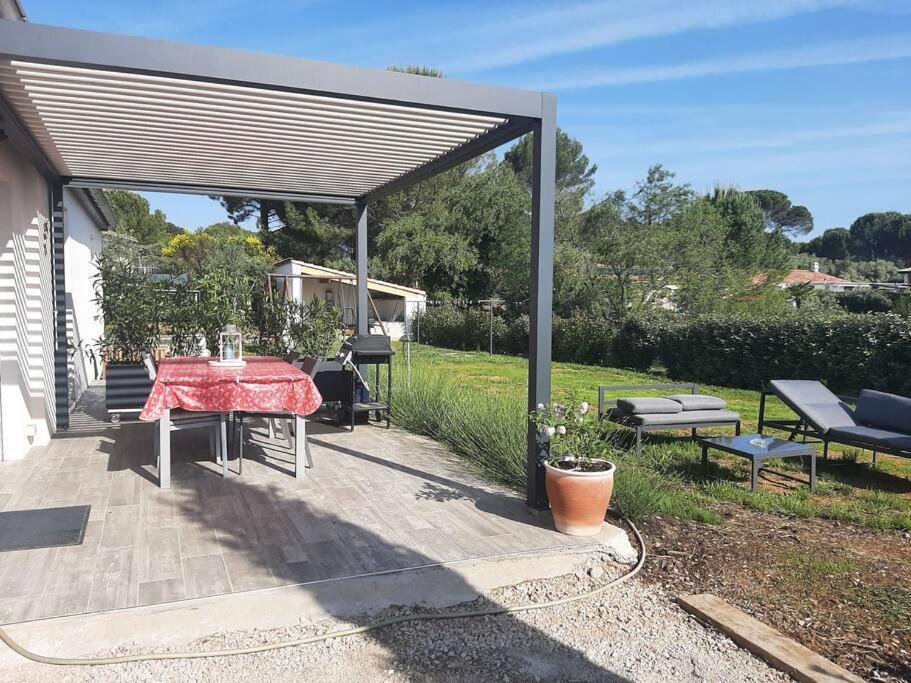 Joli Studio Au Coeur De La Provence Verte Saint-Maximin Exteriér fotografie